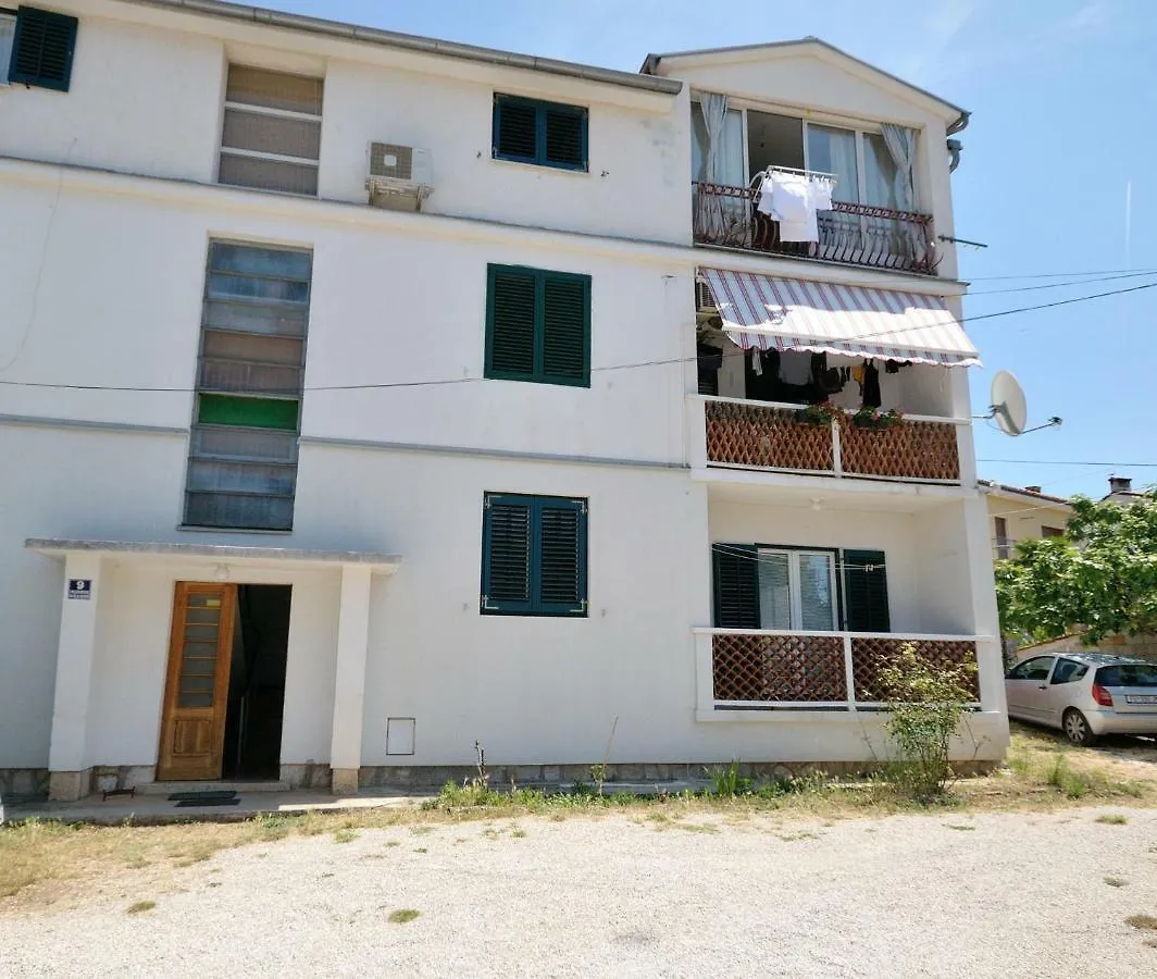 Apartments Paris Rovigno